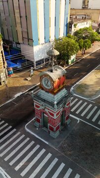 Imagens do monumento da Pra&ccedil;a do Rel&oacute;gio na Avenida Eduardo Ribeiro, no Centro de Manaus - Manaus, Amazonas, Brasil - 26 de outubro de 2025