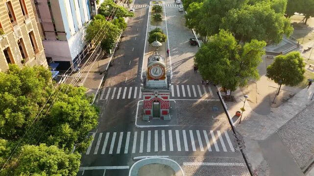 Imagens do monumento da Pra&ccedil;a do Rel&oacute;gio na Avenida Eduardo Ribeiro, no Centro de Manaus - Manaus, Amazonas, Brasil - 26 de outubro de 2025