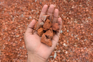 Crushed red clay bricks construction material (Brick chips) 