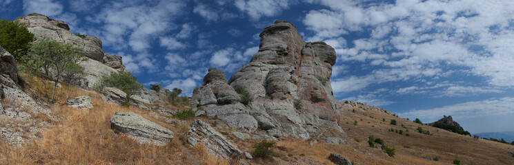 Alenga rocks on the slopes of Southern Demerdji, Crimea