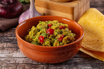 Green spicy Mexican guacamole dip