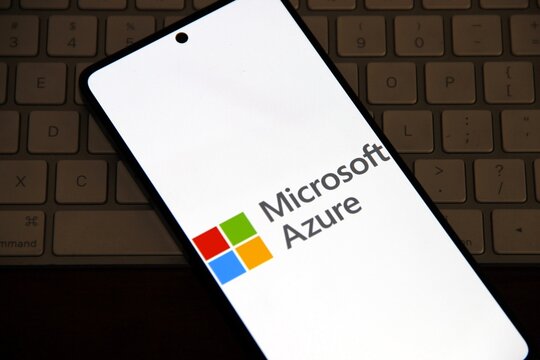 Microsoft Azure - Azure - Windows Azure - Plataforma de computa&ccedil;&atilde;o em nuvem desenvolvida pela Microsoft.