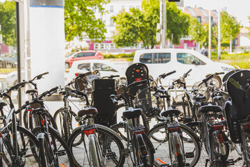 Parking dla rower&oacute;w w mieście