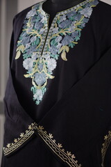 Kaar kash pheran with floral designs