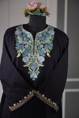 Kaar kash pheran with floral designs