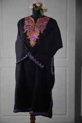 Kaar kash pheran with floral designs