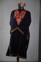 Kaar kash pheran with floral designs