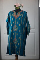 Kaar kash pheran with floral designs