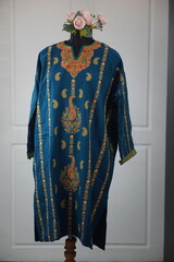 Kaar kash pheran with floral designs