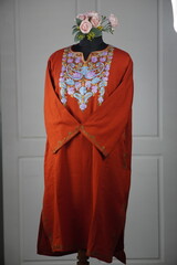 Kaar kash pheran with floral designs