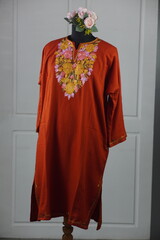 Kaar kash pheran with floral designs