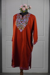 Kaar kash pheran with floral designs