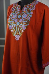 Kaar kash pheran with floral designs