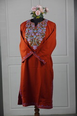 Kaar kash pheran with floral designs