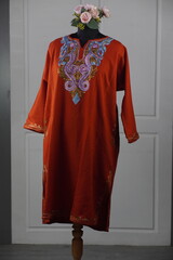 Kaar kash pheran with floral designs