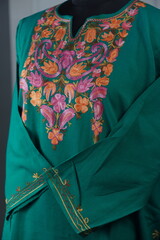 kashmirir pheran by kaar kash