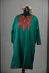 kashmirir pheran by kaar kash