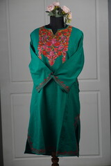 kashmirir pheran by kaar kash