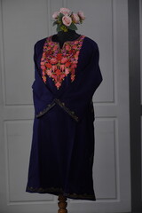 kashmirir pheran by kaar kash