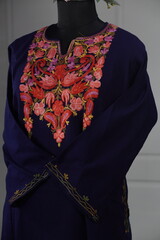 Kaar kasj kashmiri pheran for women