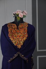 Kaar kasj kashmiri pheran for women