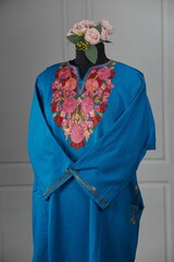 Kaar kasj kashmiri pheran for women