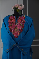 Kaar kasj kashmiri pheran for women