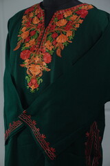 Kaar kasj kashmiri pheran for women