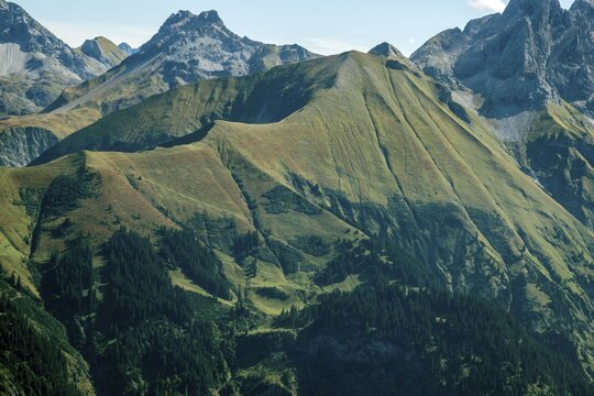 View from Fellhorn to mountains of the Allg&auml;u Alps, Mitte Sp&auml;tengundkopf, Oberstdorf, Oberallg&auml;u, Allg&auml;u, Bavaria, Germany
