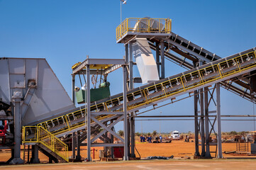Esteira de transporte de baga&ccedil;o , usina