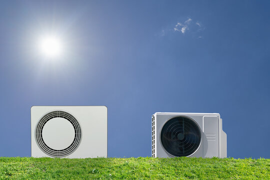 Comparison of monoblock or split heat pumps