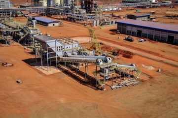 Usina de a&ccedil;&uacute;car  e &aacute;lcool em constru&ccedil;&atilde;o - Mesa alimentadora