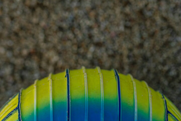 piłka na piasku © Pawe