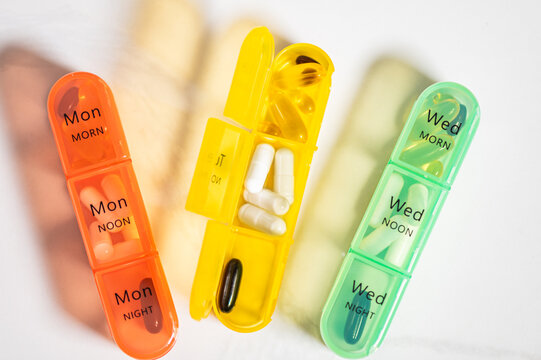 7 Day Weekly Pill Box for 3 Times a Day (Morning, Noon, Night), Daily Portable Travel Pill Box Organiser with different pills or vitamins inside