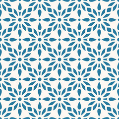 Elegant Floral Daisy Pattern With Repeating Blue Bloom Motifs on Light Backdrop