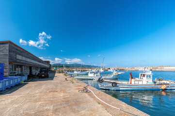 【青森県今別町：今別港】ひなびた漁港の風景