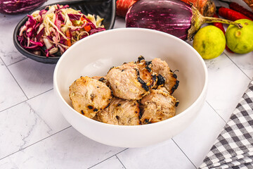 Afgani chicken kebab with white marinade