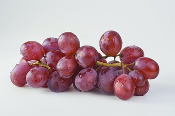 Fototapeta premium Close up of ripe red grapes covered in glistening water droplets, creating a refreshing and appetizing image