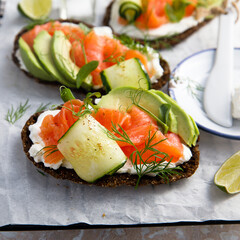 Salmon sandwiches with avocado