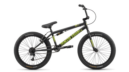 Fototapeta premium Black and neon green bicycle stands prominently, showcasing its design and urban cycling appeal.