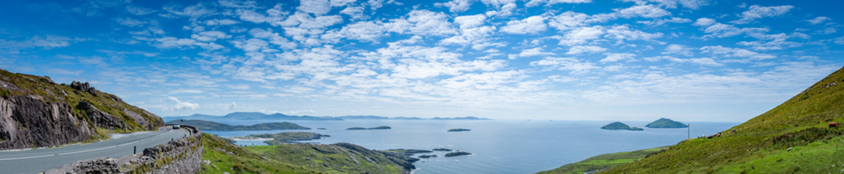Panoramic view of Ballinskelligs bay and Scariff island in Ring of Kerry.