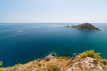 Sealing and boating in Argentario near Isolotto