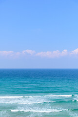 日本海の美しい波打ち際の風景Beautiful scenery of the shoreline along the Sea of ​​Japan