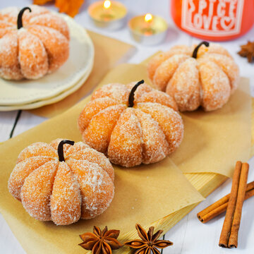 Pumpkin-Shaped Custard Donuts &ndash; Homemade Autumn Pastry
