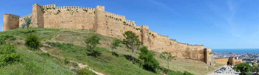 Fototapeta premium Panorama of the ancient fortress of Naryn-Kala overlooking the city of Derbent. Republic of Dagestan, Russia