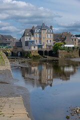 Fototapeta premium The Rohan Bridge ( Pont de Rohan) in Landerneau, Brittany, France