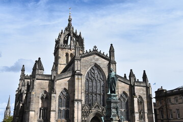 Fototapeta premium Cathédrale Saint-Gilles, située sur le Royal Mile, à Édimbourg, en Écosse.