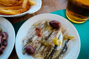 Griechische Vorspeisen am Tisch