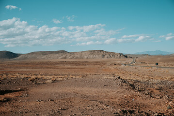 Paysage désertique de la région de l'Atlas au Maroc