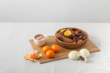 도마 위 겨울 간식 © A-Cha